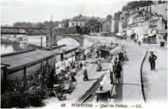 Bateaux-lavoirs du quai du Pothuis. Collection P. Mathieu