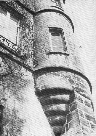 La maison Place Belle-Croix -extraite de "Pontoise 2000 ans d’histoire" 